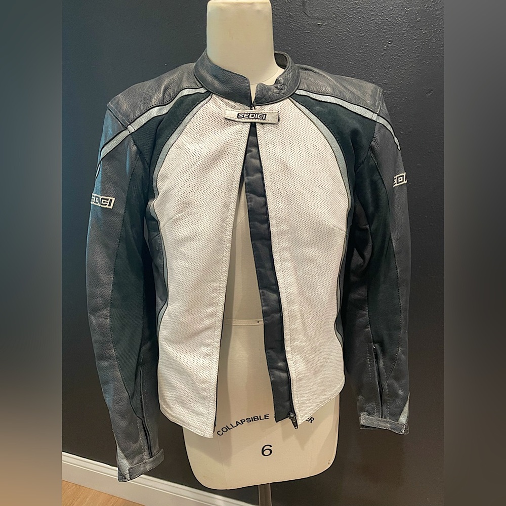 Sedici Womens 16 Leather Motorcycle Jacket